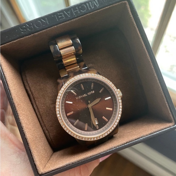 Michael Kors tortoise and  Gold Sparkling Watch date watch